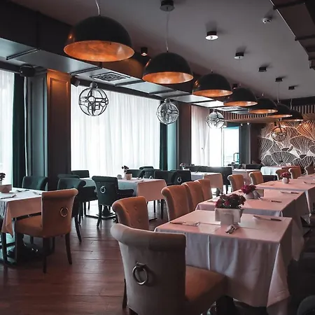 Marine Sea View Hotel 5*