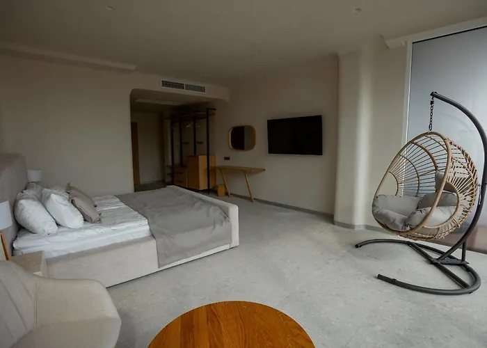 Marine Sea View Hotel