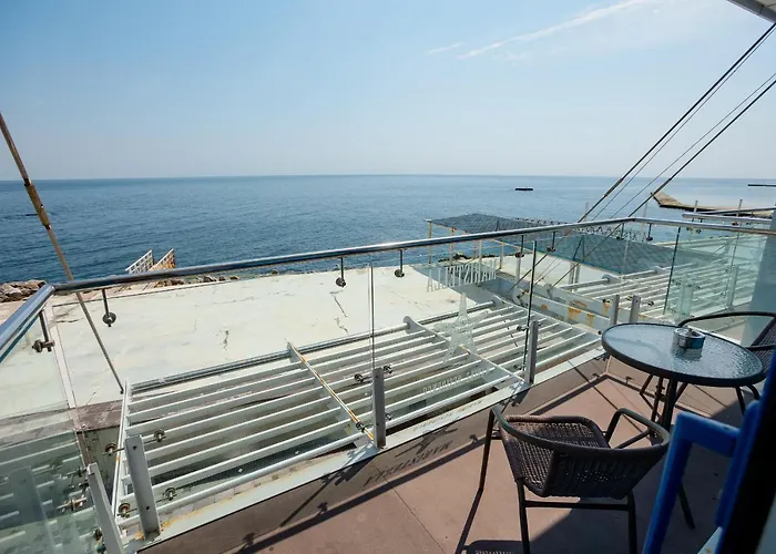 Marine Sea View Hotel