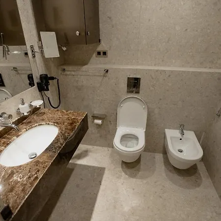 Marine Sea View 5*