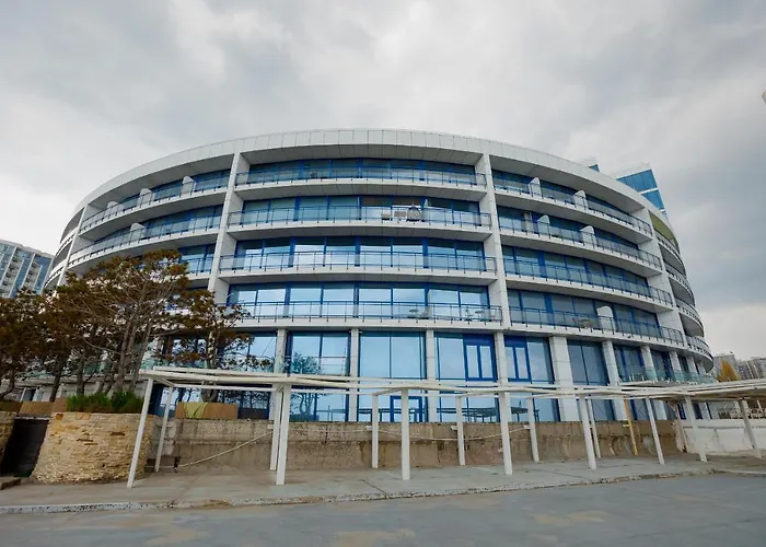 Hotel Marine Sea View 5*