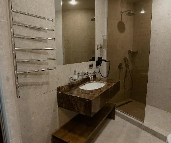 Marine Sea View Hotel 5*